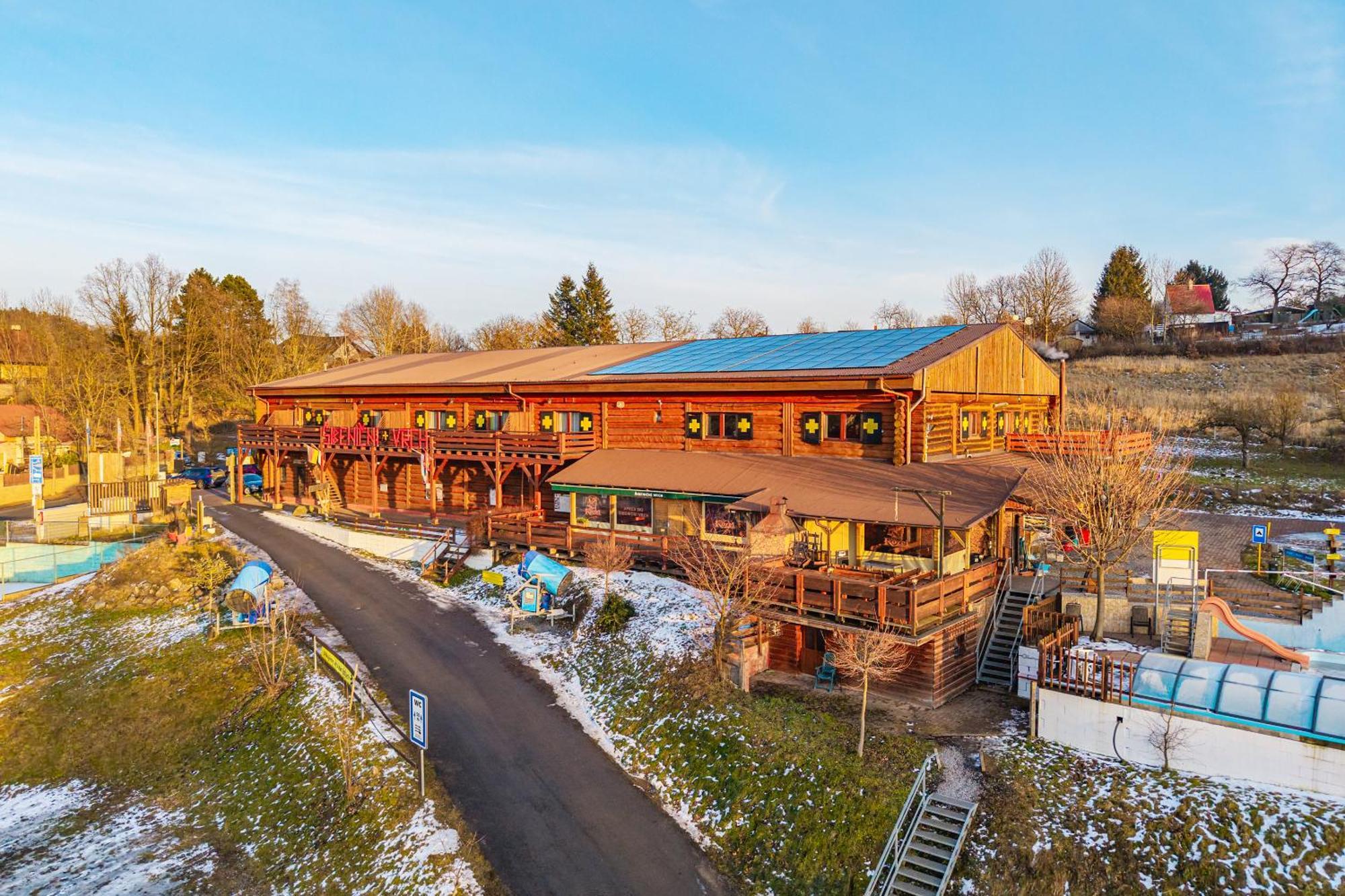 Sport-Hotel Sibenicni Vrch Mnichovice Exterior foto